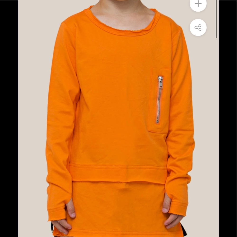 Zipper Conversion Long Sleeve Tee in Black
